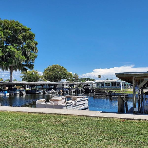 15D El Red Drive, Tavares FL 32778