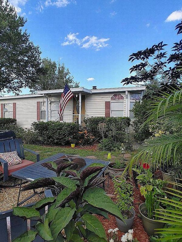 14126 Hunter Grove Dr., Orlando FL 32828