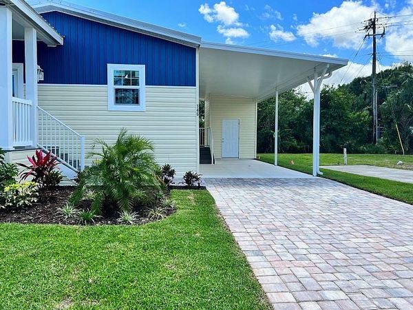 1950 S US Hwy 1, Lot 146, Vero Beach FL 32962