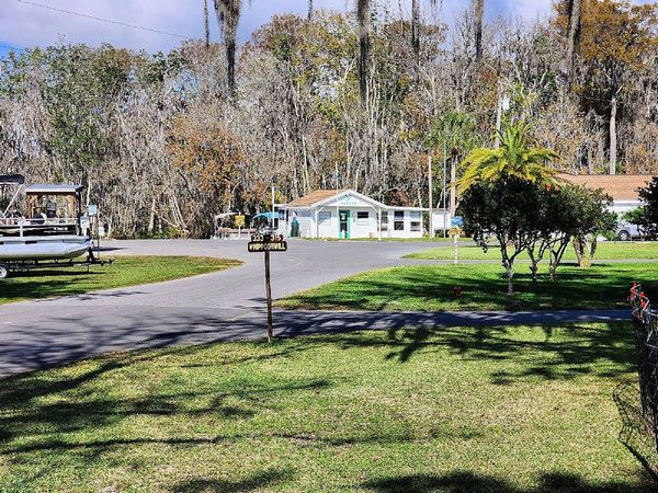 28229 CR33, Lot C333, Leesburg FL 34748