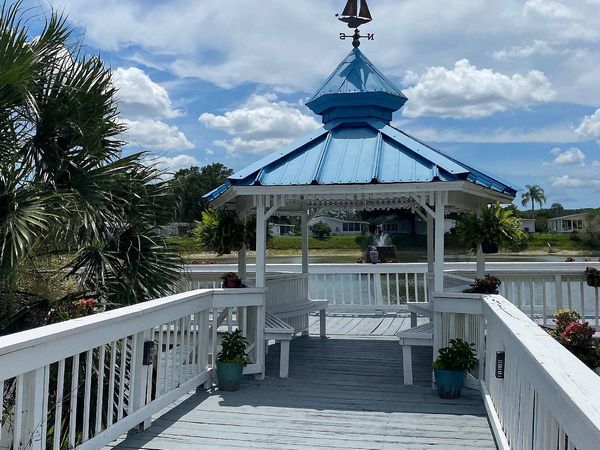 11 Landing Dr , Leesburg FL 34748