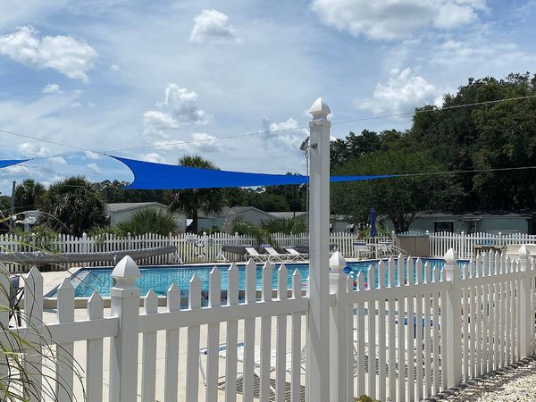 11 Landing Dr , Leesburg FL 34748