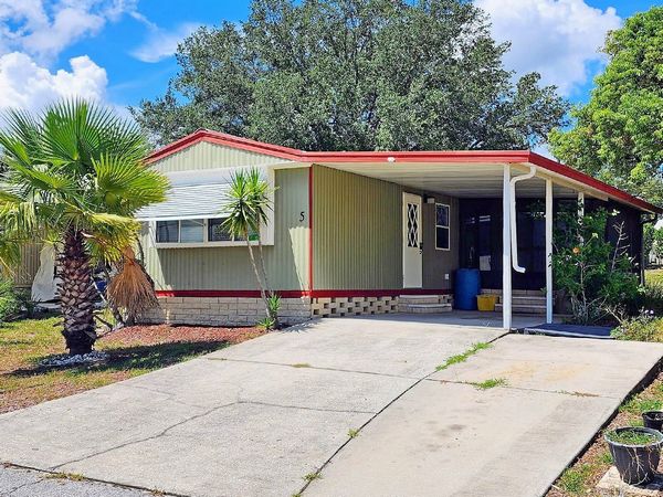 5 Lake Griffin Drive, Fruitland Park FL 34731