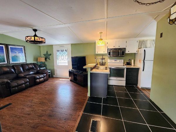 5 Lake Griffin Drive, Fruitland Park FL 34731