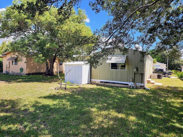 5 Lake Griffin Drive, Fruitland Park FL 34731