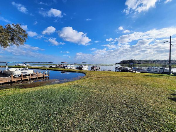 700 Hegstrom Rd, Leesburg FL 34748