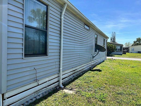 13988 Adelfa Ave, Fort Pierce FL 34951