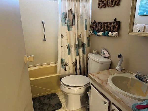 13988 Adelfa Ave, Fort Pierce FL 34951
