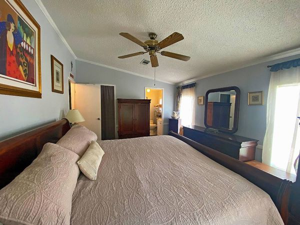 128 Landing Dr, Lot 101, Leesburg FL 34748