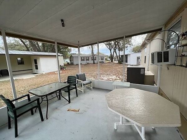 418 Tulip Dr , Fruitland Park FL 34731