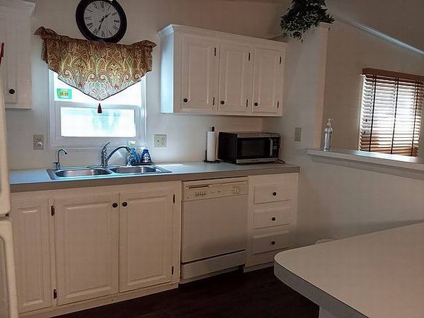 328 Kingslake Dr, DeBary FL 32713