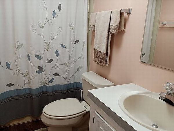 328 Kingslake Dr, DeBary FL 32713