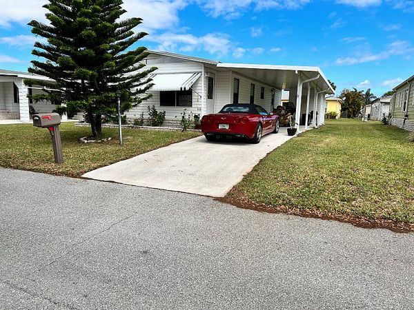 14086 Cancun Ave, Fort Pierce FL 34951