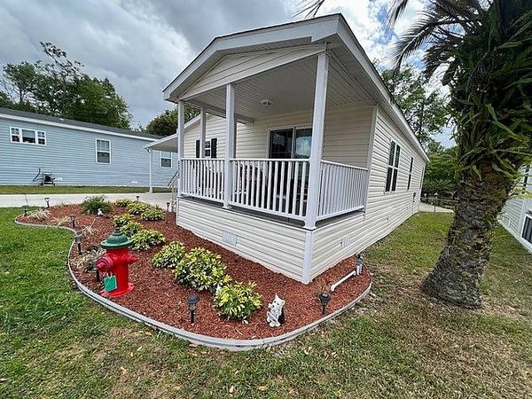 518 Orange Blossom Ln, DeLand FL 32724