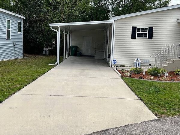 518 Orange Blossom Ln, DeLand FL 32724