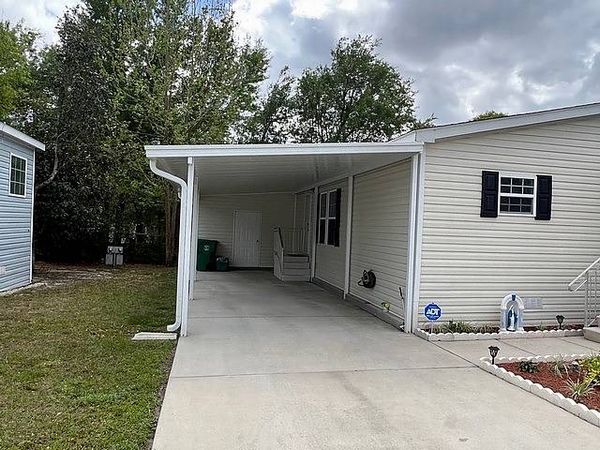 518 Orange Blossom Ln, DeLand FL 32724