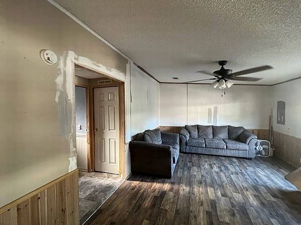 86 Diamond Blvd, Leesburg FL 34748
