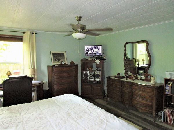 137 Hibiscus Dr, Leesburg FL 34788