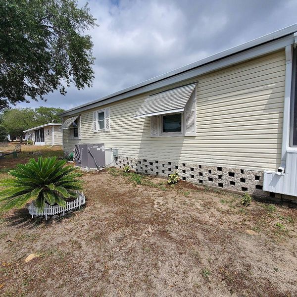 480 Petunia Dr, Fruitland Park FL 34731