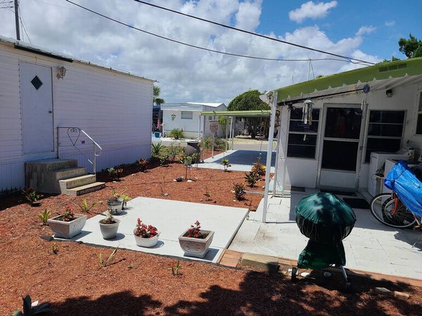 4 Circle Dr., Port Orange FL 32127