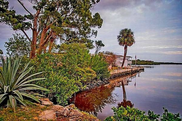 4 Circle Dr., Port Orange FL 32127
