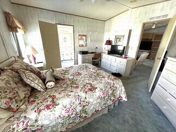 3029 S Country Club Dr, Lot 221, Avon Park FL 33825