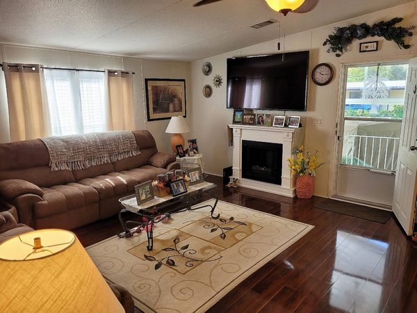 1619 Apache Trail , Leesburg FL 34748