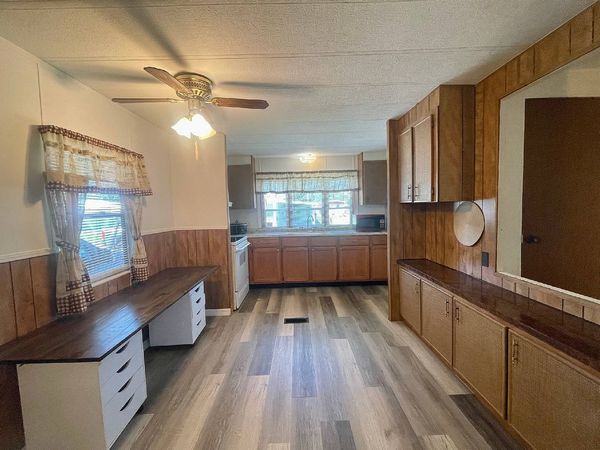 3000 US Hwy 17-92 W. #3, Haines City FL 33844