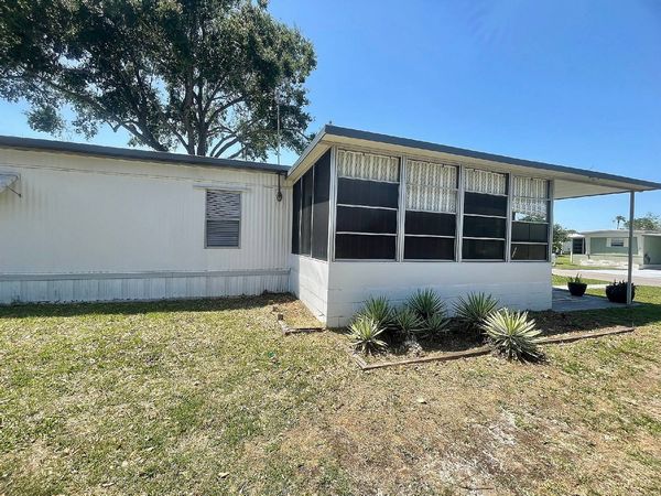 3000 US Hwy 17-92 W. #3, Haines City FL 33844