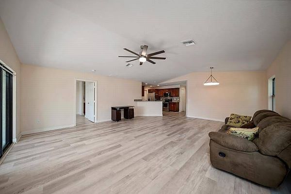 12 Julia, Fort Pierce FL 34951
