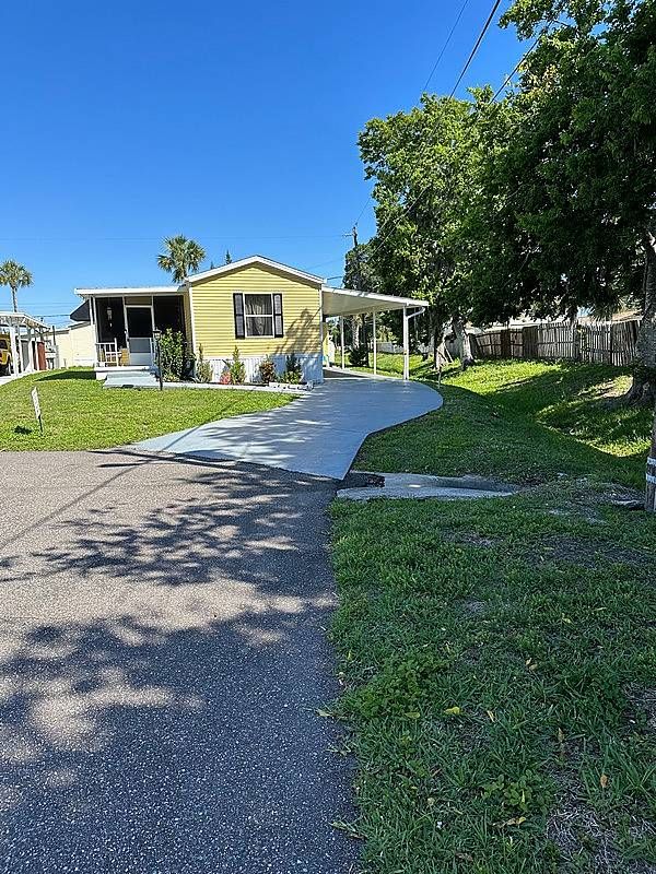 918 Reed Canal Rd., Lot 234, South Daytona FL 32119