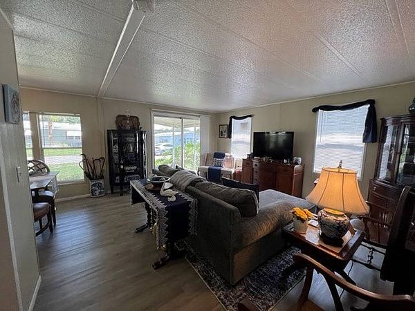 8 Conquistador St, Leesburg FL 34748