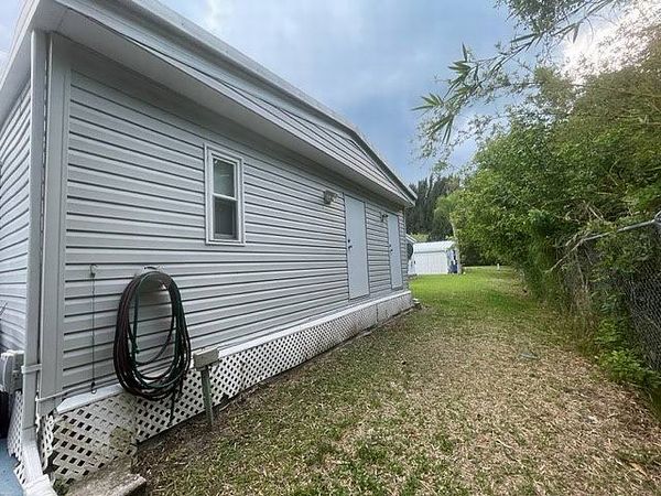 7300 20th St Lot 444, Vero Beach FL 32966
