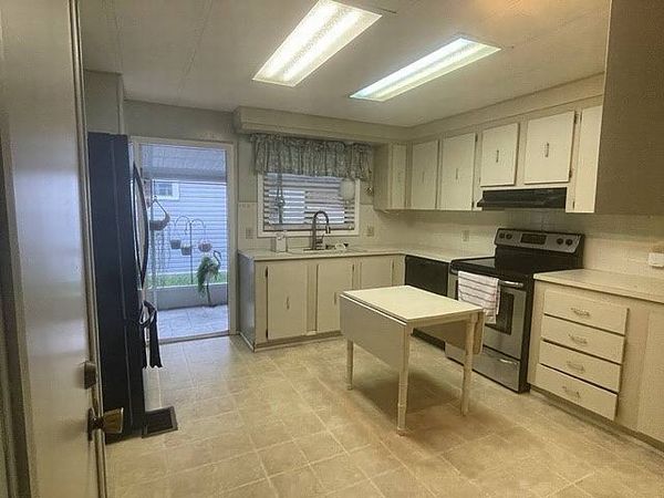 7300 20th St Lot 444, Vero Beach FL 32966