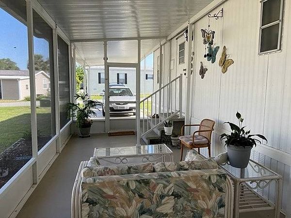 2934 Griffin View Dr, Lot 14, Lady Lake FL 32159