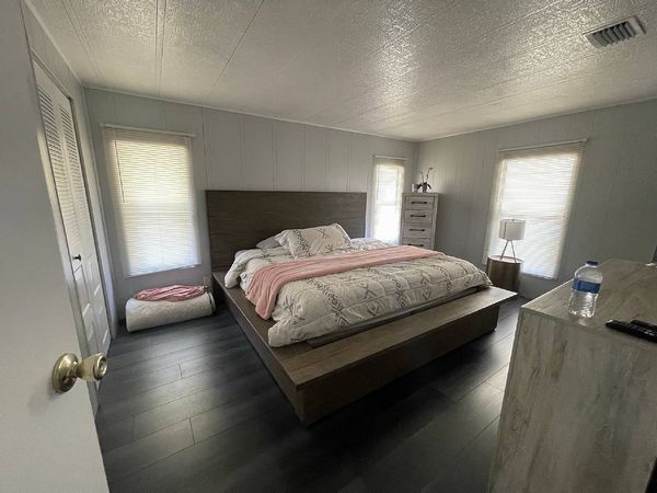 258 Windsor Dr., Kissimmee FL 34746