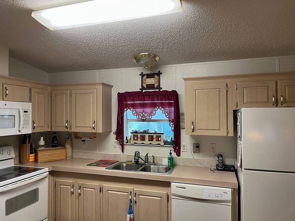 3120 S Country Club Dr, Avon Park FL 33825