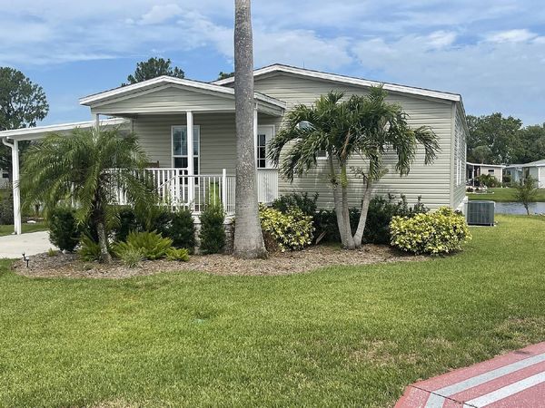 3000 US HWY 17/92 W #230, Haines City FL 33844