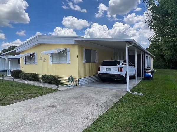180 Countryside Dr., Orange City FL 32763