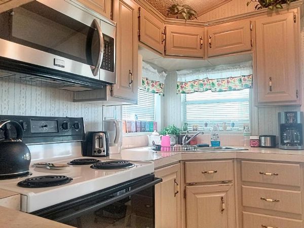1078 Rainbow Circle, Eustis FL 32726