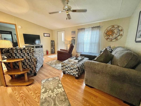 488 Honeysuckle Drive, Fruitland Park FL 34731