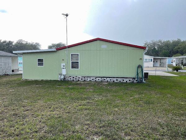 488 Honeysuckle Drive, Fruitland Park FL 34731
