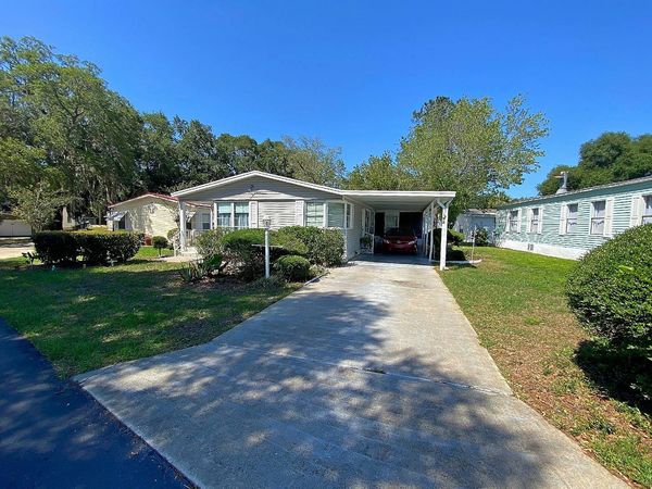 82 Dockside Dr, Leesburg FL 34748