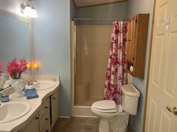 82 Dockside Dr, Leesburg FL 34748
