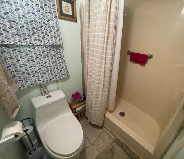 297 Country Gardens Dr, Eustis FL 32726