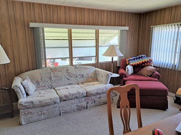 54 Sharps Circle, Eustis FL 32726