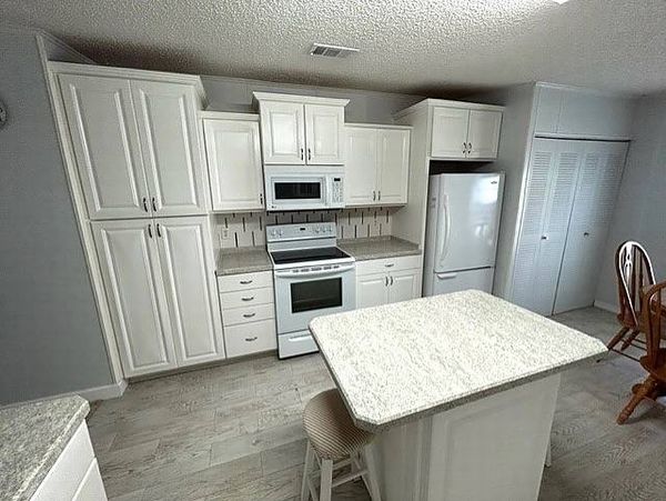1941 Sunflower Circle, Sebring FL 33872