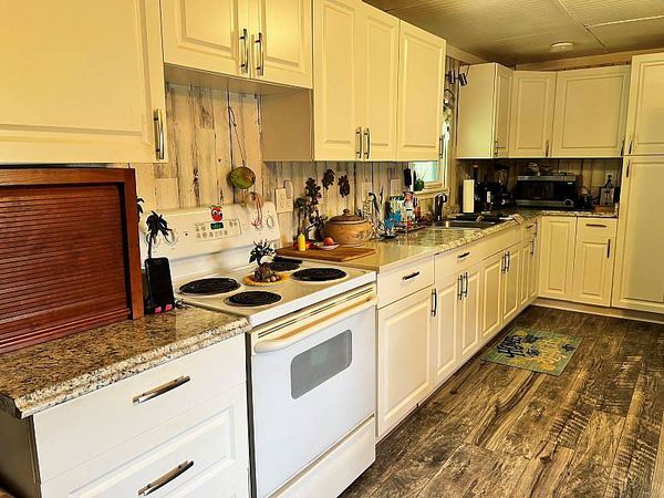 1950 S US HWY 1 , Lot 43, Vero Beach FL 32962