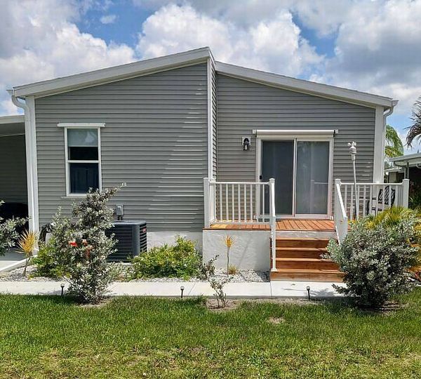 437 Bimini Cay Cir, Lot 437, Vero Beach FL 32966