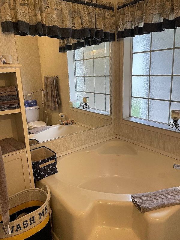 128 Hillsborough Dr, Lot 126, Sorrento FL 32776